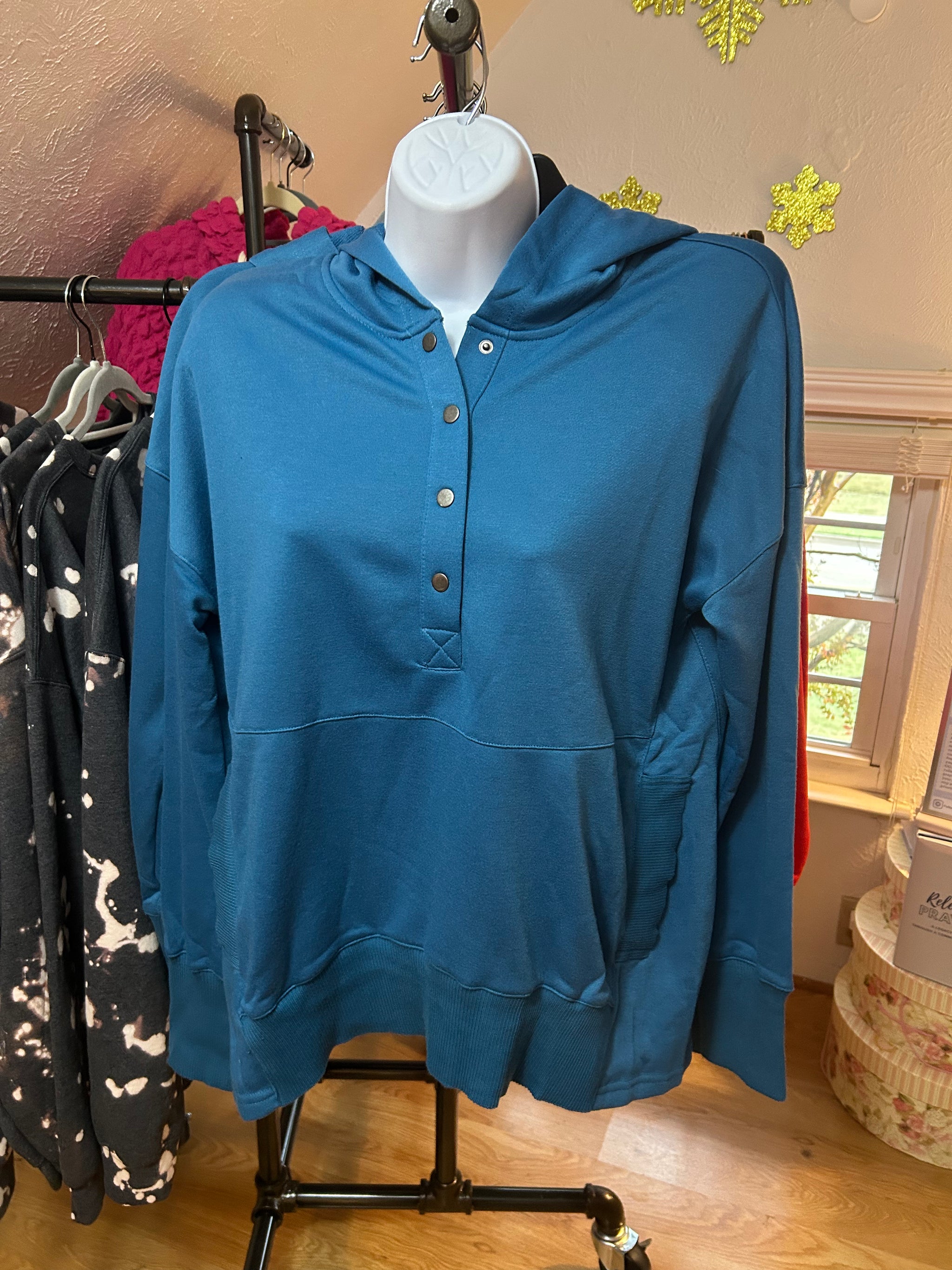 Oversized Half Button Hoodie – The 601 Boutique